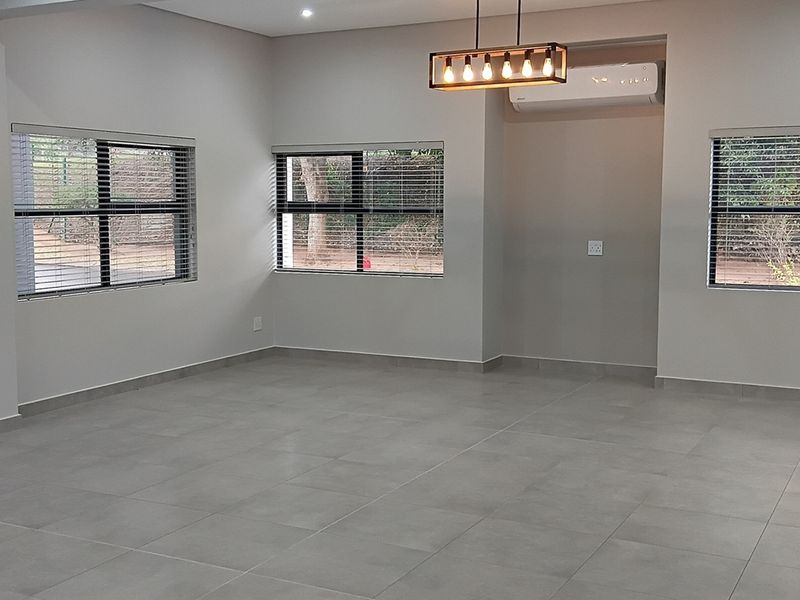 "Luxurious Living in Mzingazi Golf Estate" - Photo 10