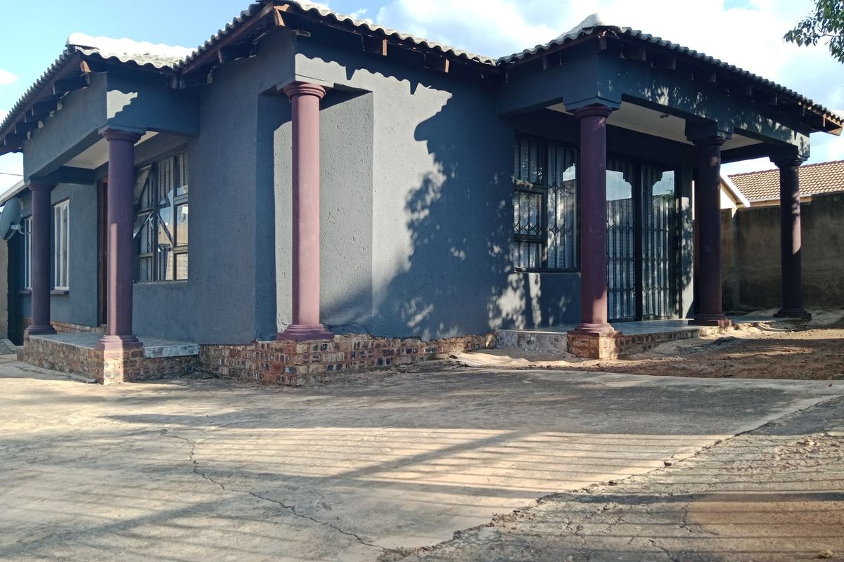 Cash is King When Buying a House in Odinburg Gardens, Mabopane - Photo 3