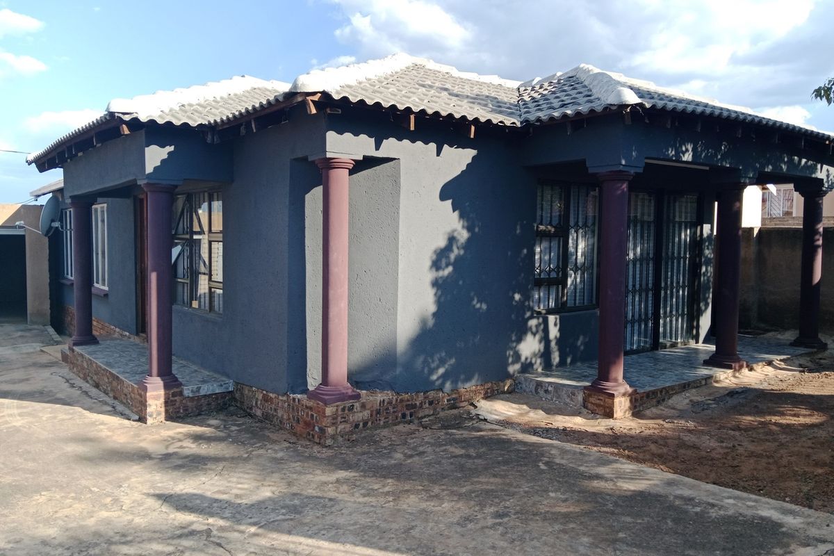 Cash is King When Buying a House in Odinburg Gardens, Mabopane - Photo 5