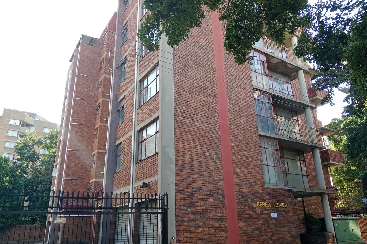An Affordable Stunning Investment 1.5-Bedroom Apartment in Berea Towers - Berea Park, Pretoria - Photo 5