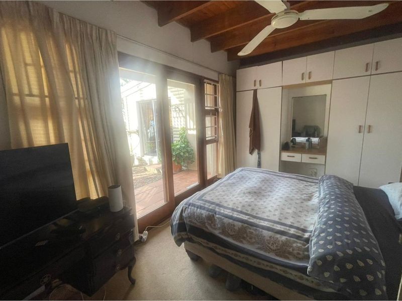 4 Bedroom Charming Coastal Gem in Cintsa East! - Photo 10