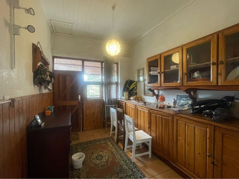 4 Bedroom Charming Coastal Gem in Cintsa East! - Photo 8