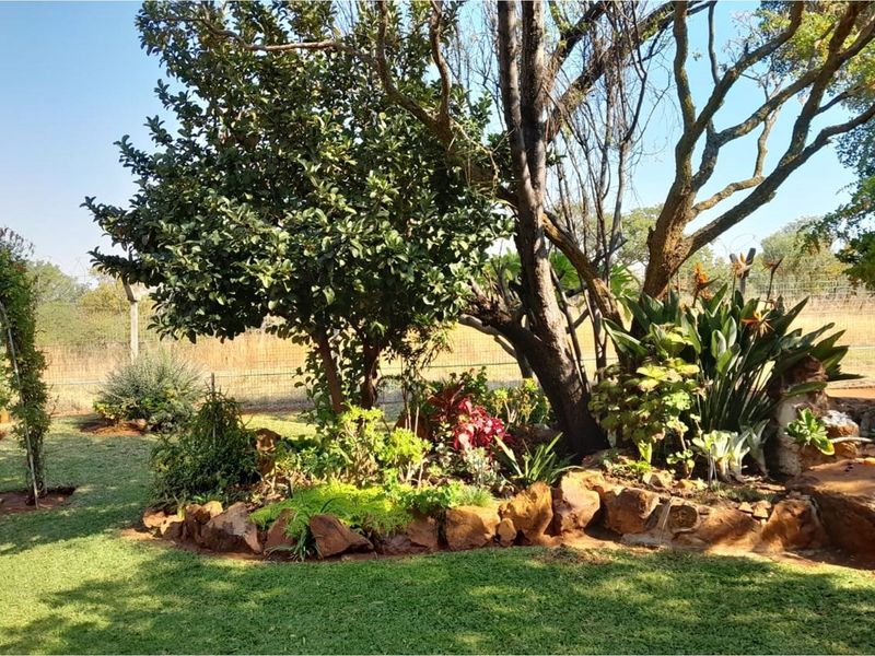 Secluded Townhouse for Sale - Renaissance Retirement Village, Bela-Bela - Photo 2