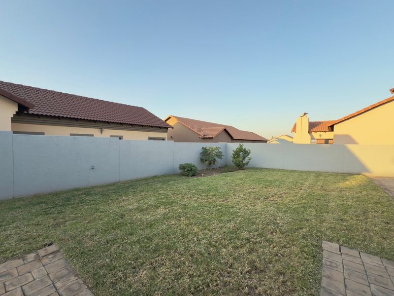 House For Sale in Thatchfield Estate, Centurion - Photo 8