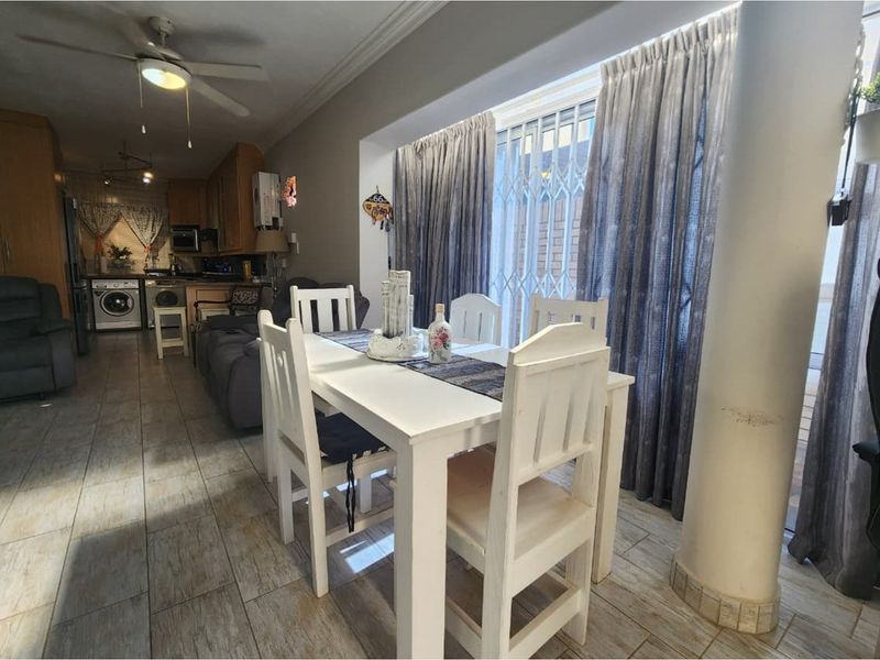 Move In Ready Apartment on Main Beach Furnished and Secure - Photo 9