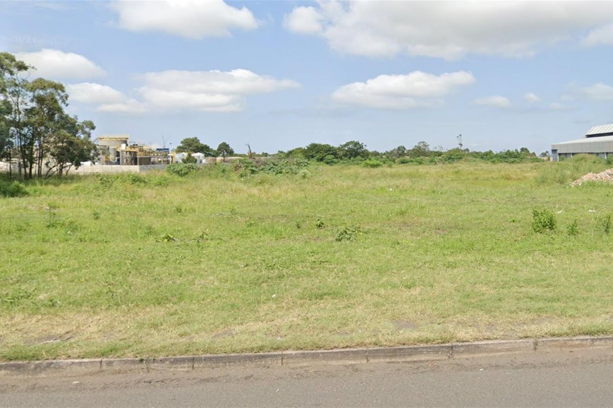 Large Vacant Commercial Land For Sale, Adjacent to Railway Line, Richards Bay - Photo 3