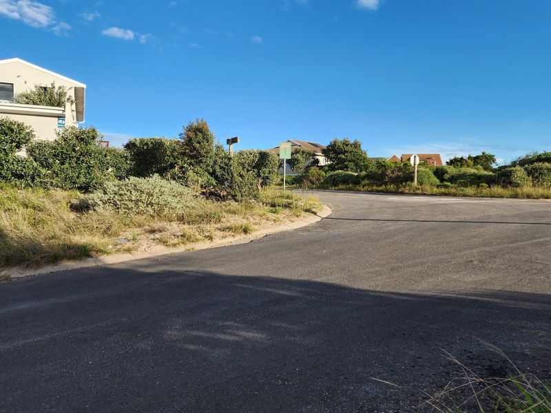 Plot for sale in Paradise Beach with distant sea view - Photo 8