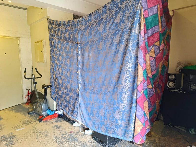 Charming Bachelor Flat in the Heart of Johannesburg - Photo 9