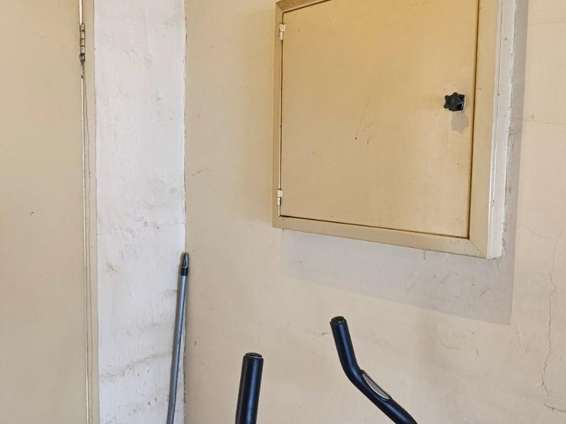 Charming Bachelor Flat in the Heart of Johannesburg - Photo 6