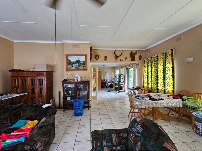 House For Sale in Barberton - Photo 3