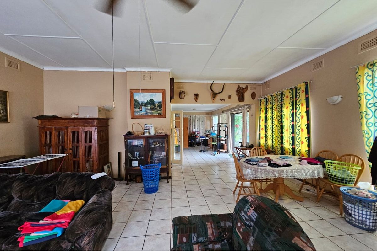 House For Sale in Barberton - Photo 3