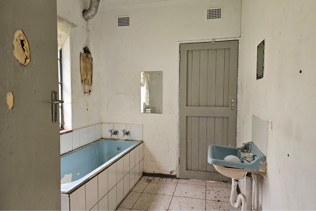 House For Sale in Barberton - Photo 4