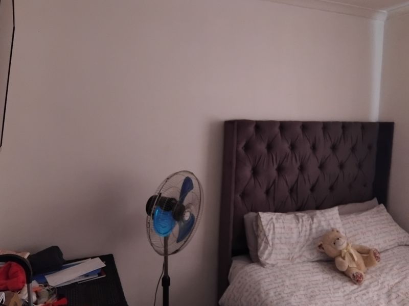 "Charming 2-Bed Home in Lentegeur Awaits You!" - Photo 6