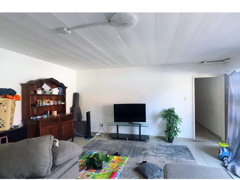 CLEAN AND LARGE ONE BEDROOM COTTAGE TO LET IN CYRILDENE (DE-WETSOFF) - Photo 6