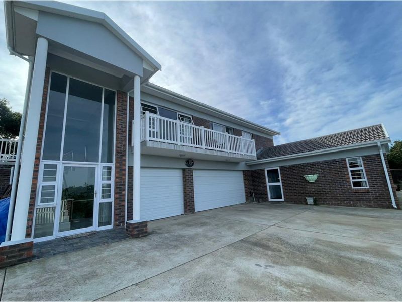 Modern Dual-Living Oasis: 2-Bed Home + 2-Bed Flat in Eco-Friendly Gqunube Green - Photo 1
