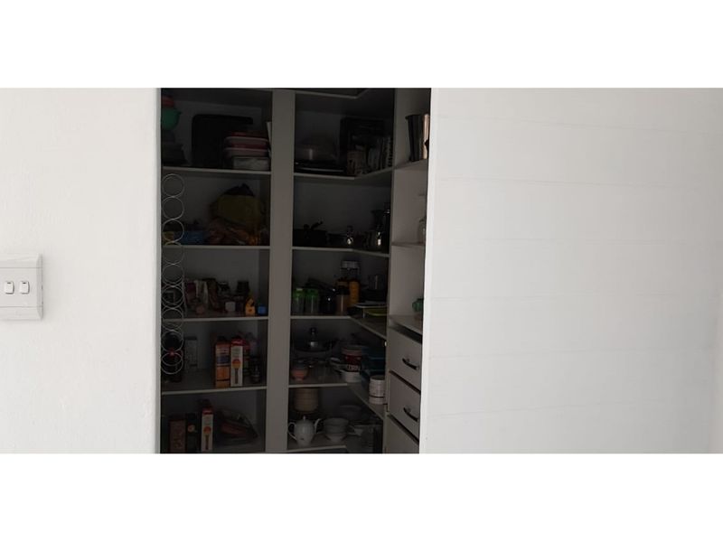 Masterful designed family home with the perfect location - Photo 9