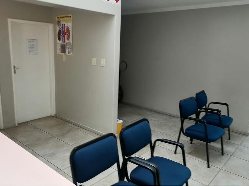 Commercial Property Up For Grabs! - Photo 9