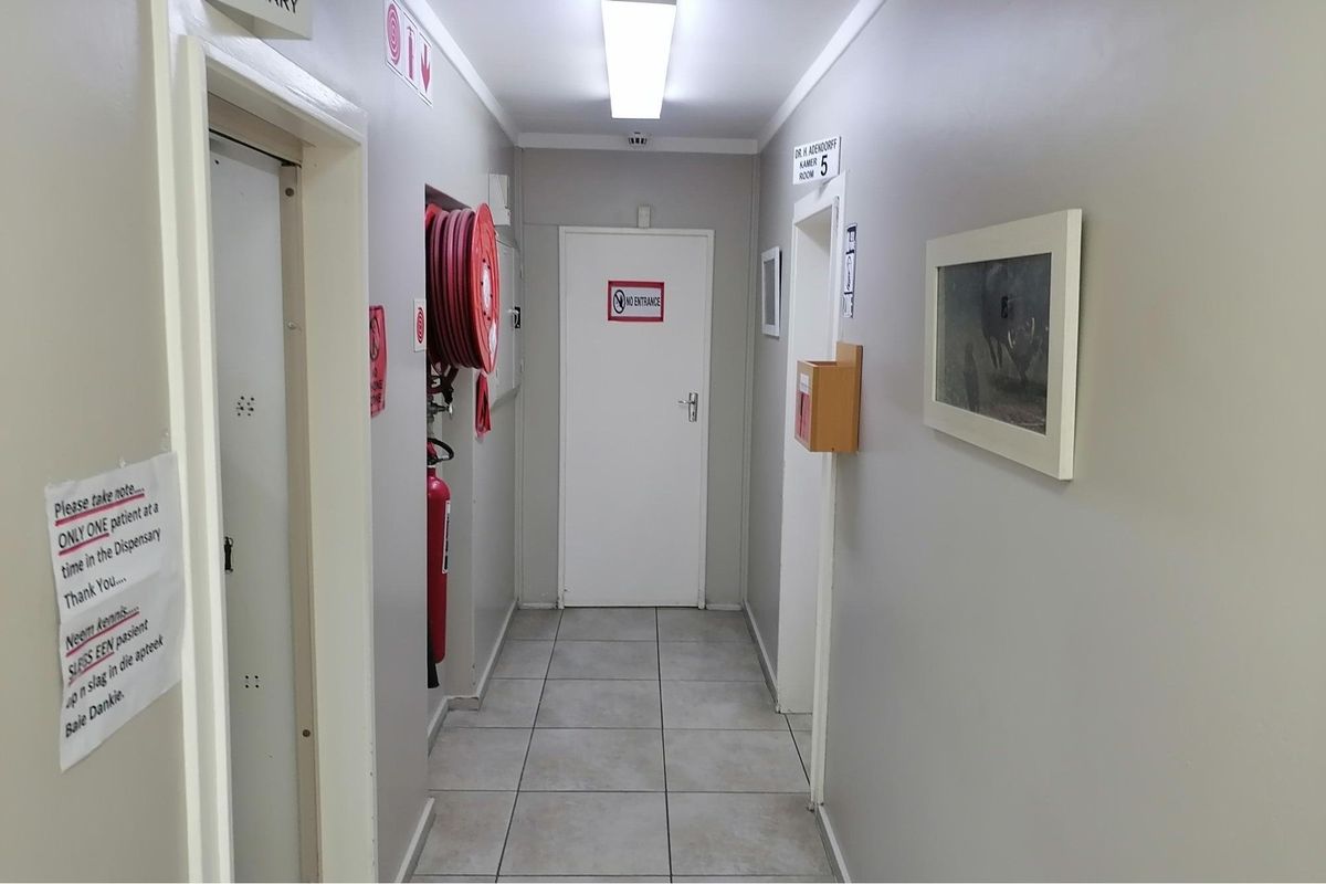 Commercial Property Up For Grabs! - Photo 4