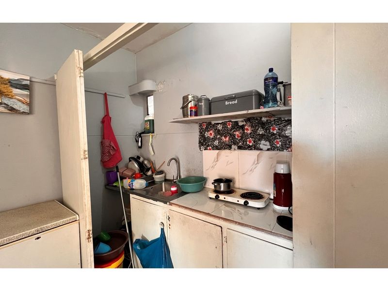 Investment Opportunity, Expand your Portfolio with this Studio Apartment for Sale in South Beach. - Photo 8