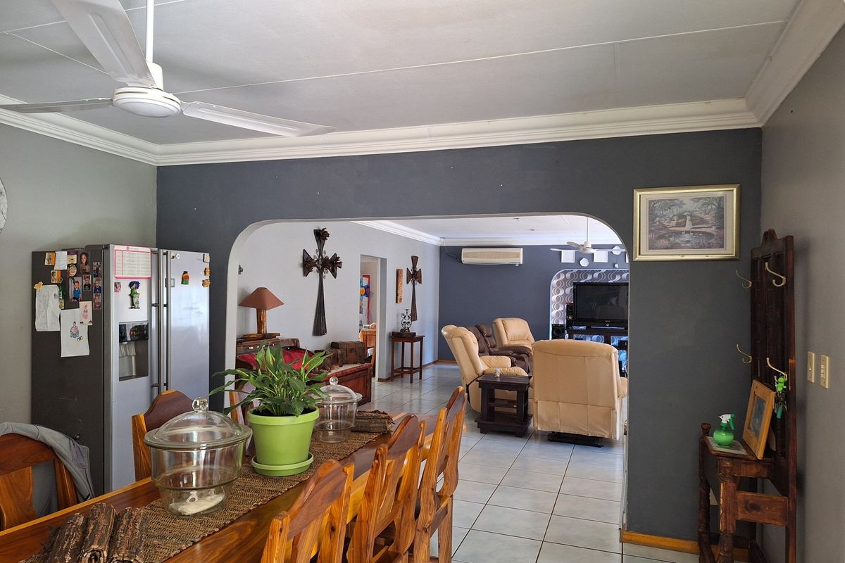 Prime Location with Unmatched Privacy and Elegance -Exceptional Living in the Heart of Nature - Photo 2