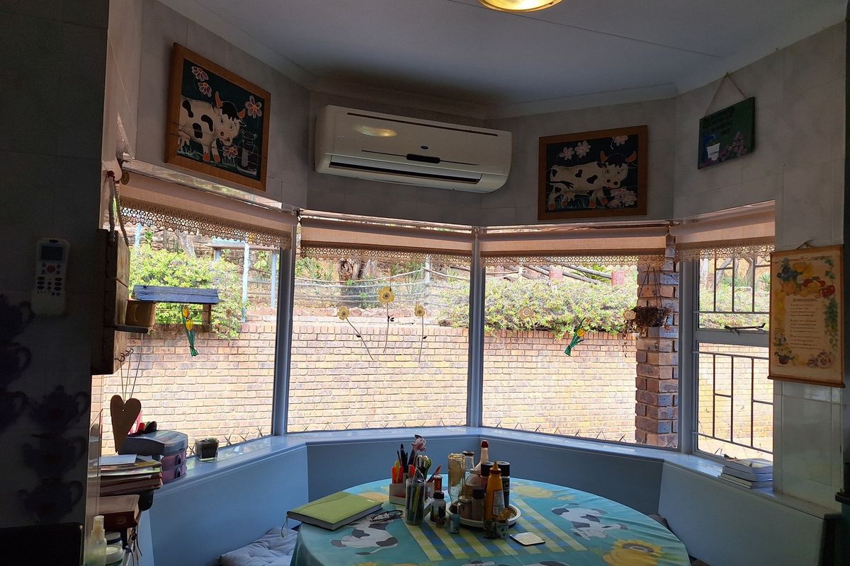 Prime Location with Unmatched Privacy and Elegance -Exceptional Living in the Heart of Nature - Photo 4