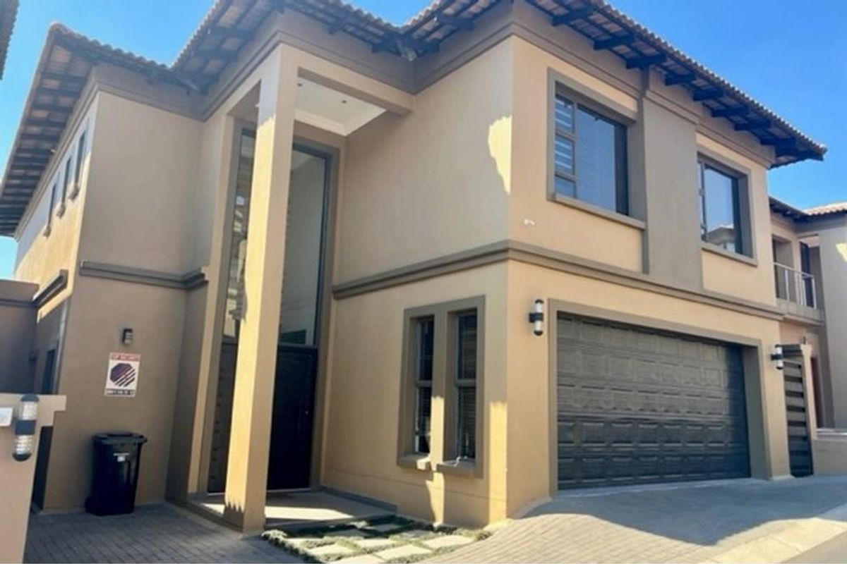 Magnificent secure exclusive cluster set high up on the hills with views for days - Photo 2