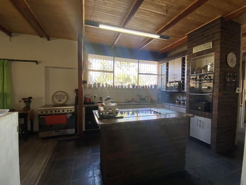 3-Bedroom family Home with 4-flatlets for Sale in Sasolburg Central - Photo 6