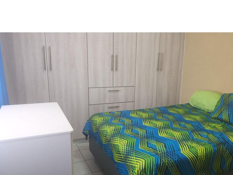 PRICE REDUCED TO SELL ..Bosmont newly renovated home 4 bedroom house. - Photo 6