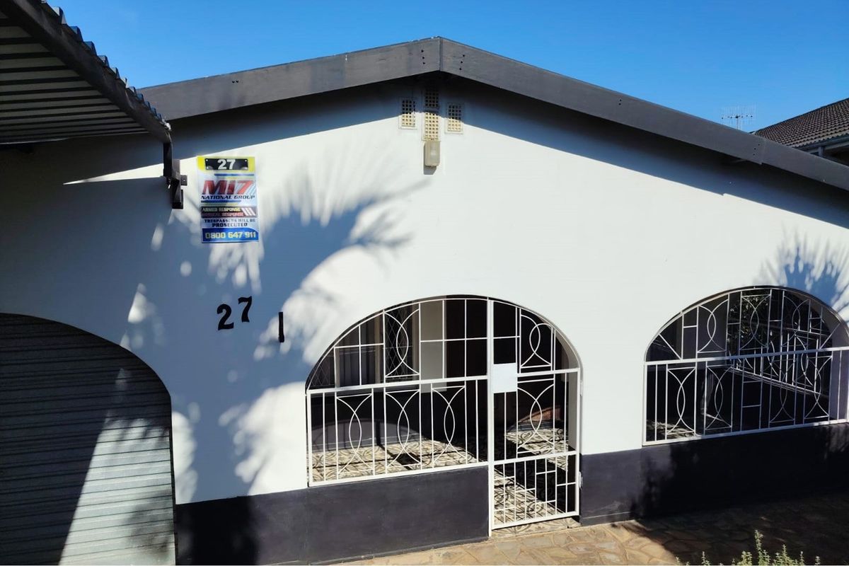A Rare Find in Newholmes, Pietermaritzburg- Ideal for Home and Business! - Photo 3