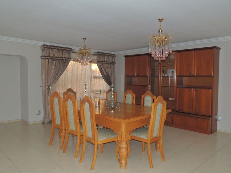 Luxury Living with Breathtaking Views! - Photo 9