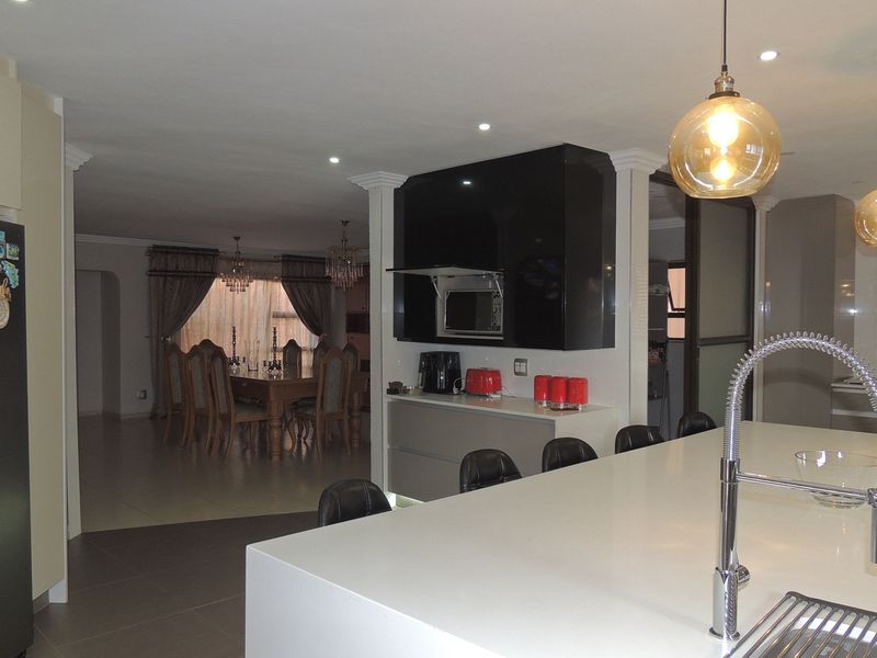 Luxury Living with Breathtaking Views! - Photo 3