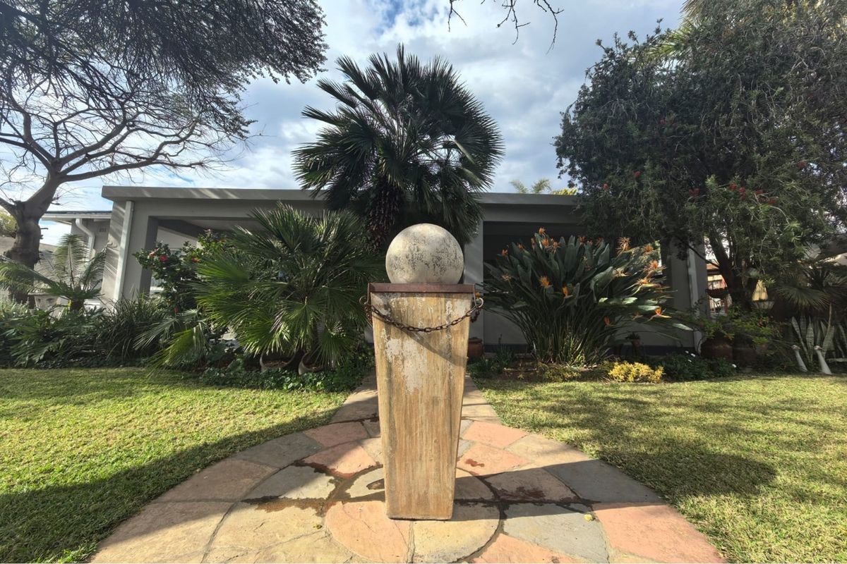 Character, Comfort, and Charm: A Timeless Kimberley Treasure - Photo 2