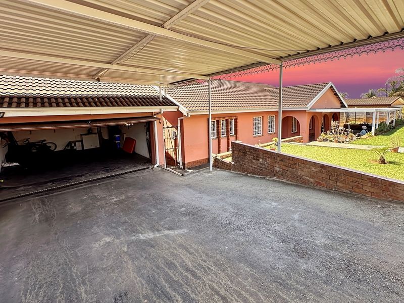 Charming Family Home with Modern Amenities in Northdale - Photo 4