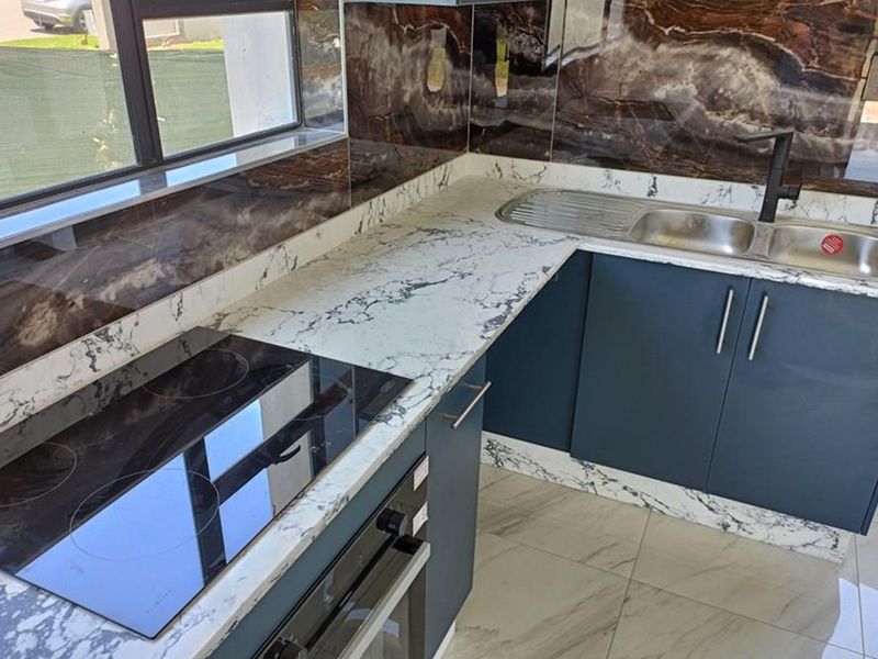 Stylish immaculate 3-Bedroom Double Storey Home in Exclusive Midrand Estate for sale - Photo 5