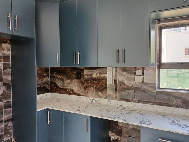 Stylish immaculate 3-Bedroom Double Storey Home in Exclusive Midrand Estate for sale - Photo 4