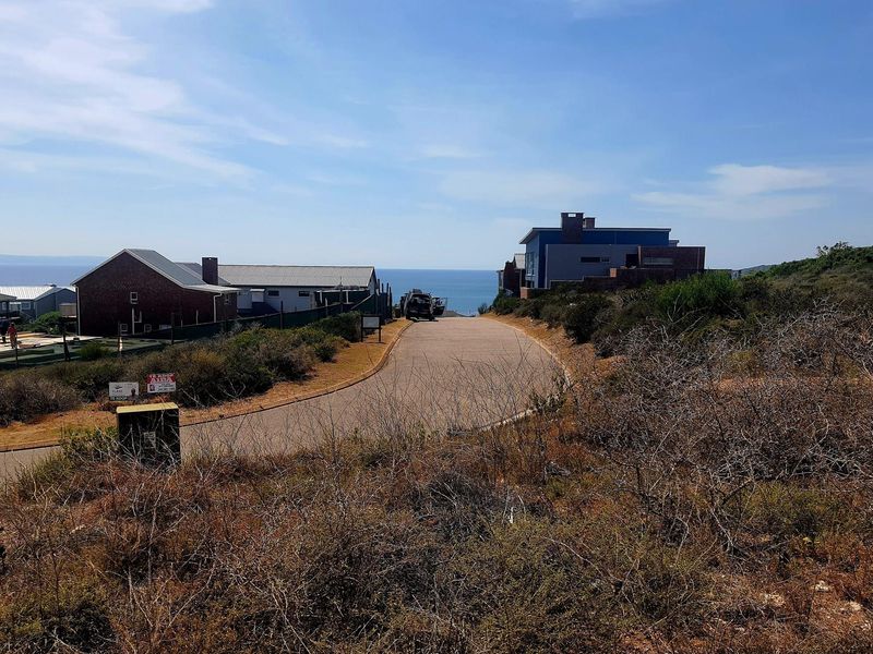 Seaside elegance: Dual access, stunning Vleesbaai 652 m2 stand - Photo 9