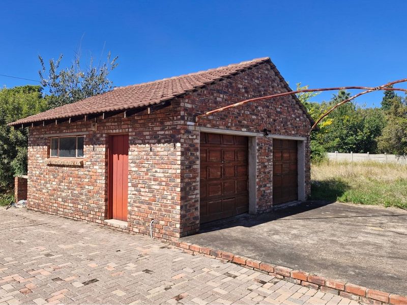 "Charming Fixer-Upper in Tranquil La Hoff" - Photo 5