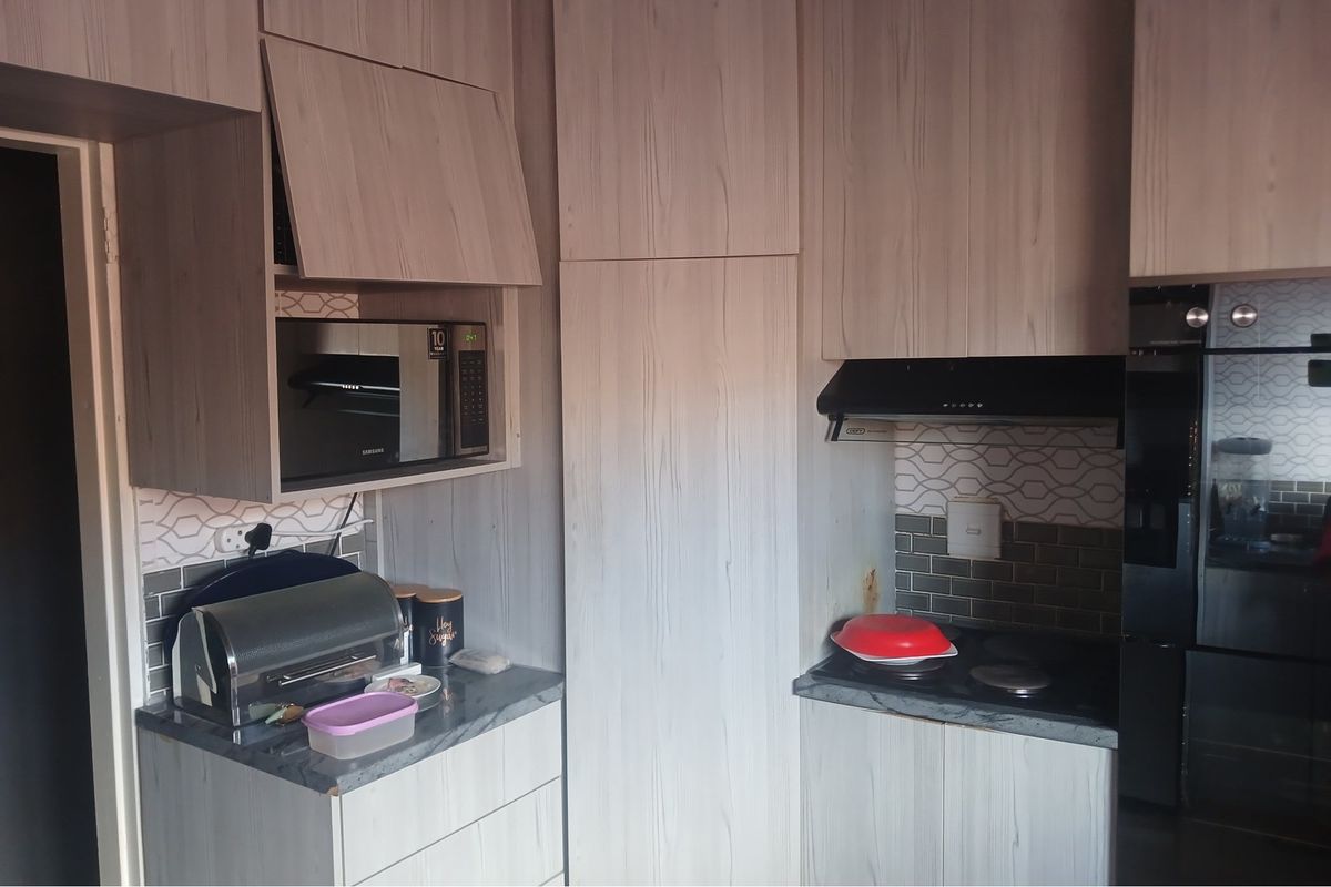 "Chic 2-Bed, 2-Bath Home: Modern Comfort Awaits" - Photo 3