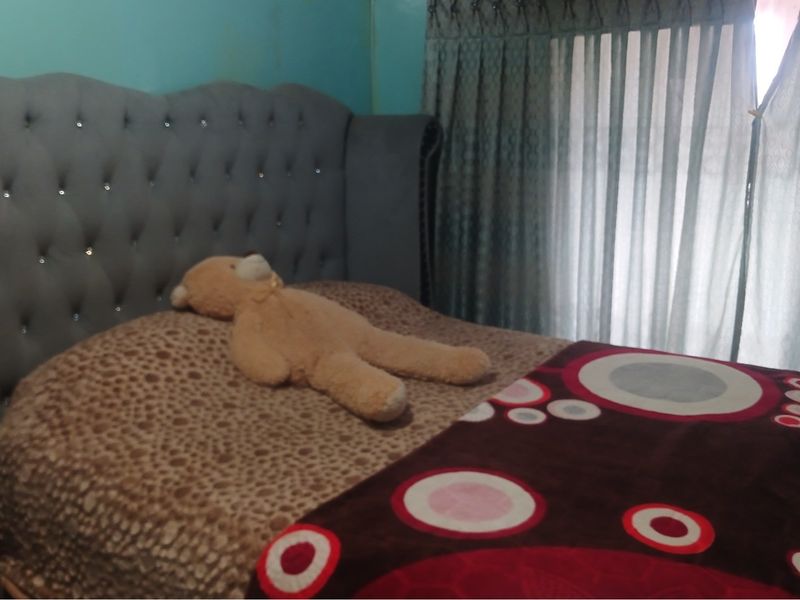 "Chic 2-Bed, 2-Bath Home: Modern Comfort Awaits" - Photo 10