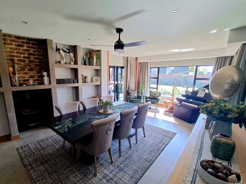 Architectural Elegance Meets Family Functionality - Modern Masterpiece on Corner Stand in Groenkol - Photo 7