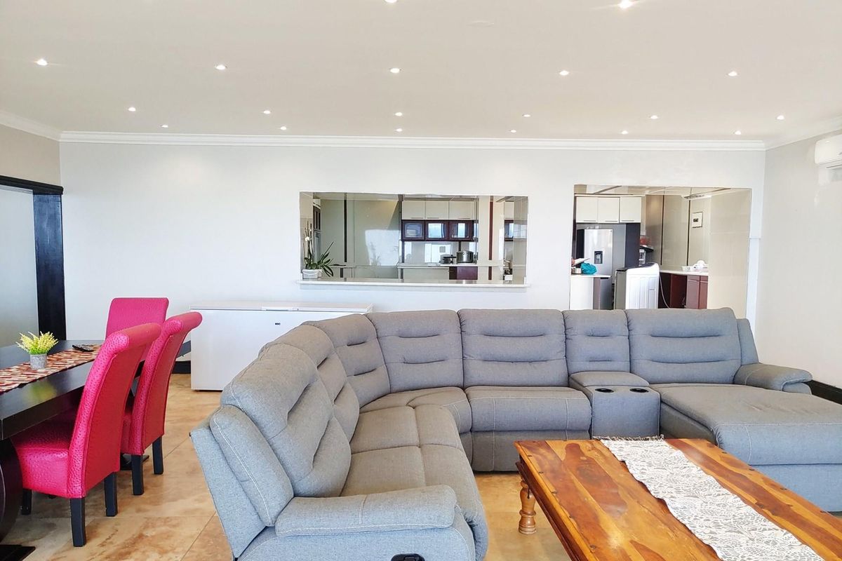 Stunning Modern Living in Ridge Road, La Lucia - Photo 5