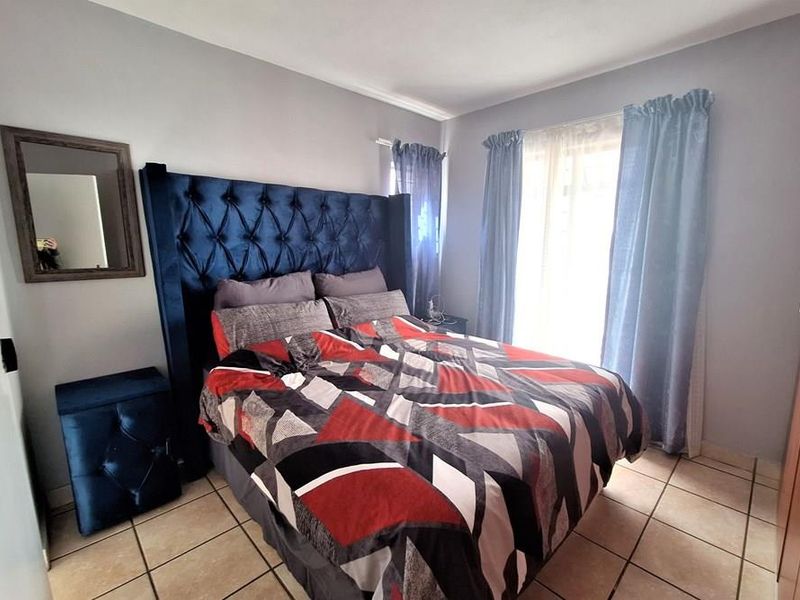 2 bedroom, 2 bathroom Apartment to Rent in Lockwood Ext 29 - Photo 7