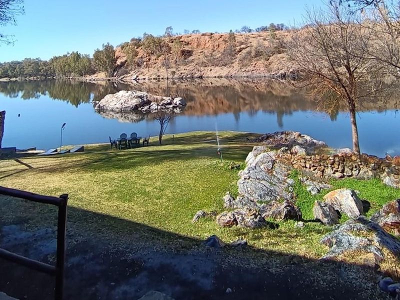 We strive to help you find your dream property. - Photo 7