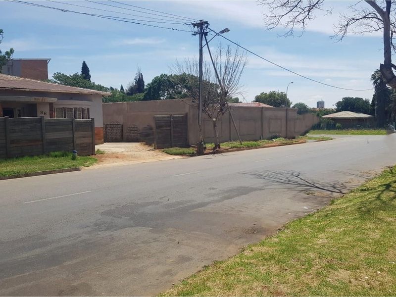 Prime Location, Prime Potential: Reimagine Your Future in Kempton Park CBD - Photo 9