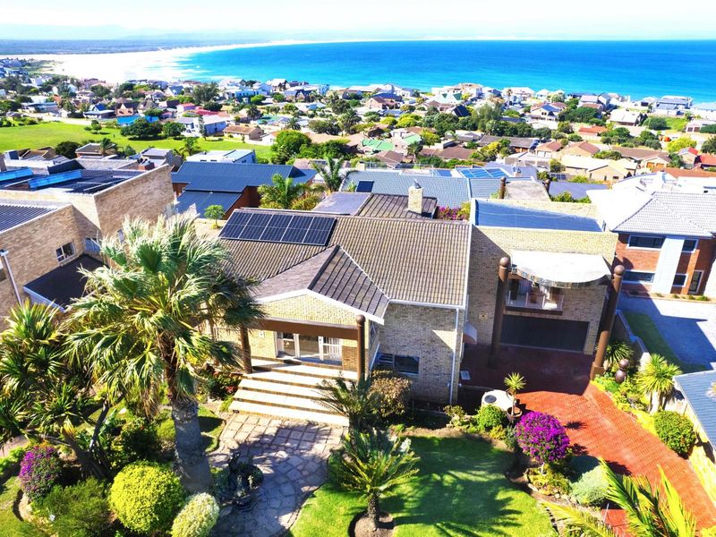 Exclusive Luxury Double-Storey Home with Panoramic Sea Views in Wavecrest, Jeffreys Bay - Photo 1