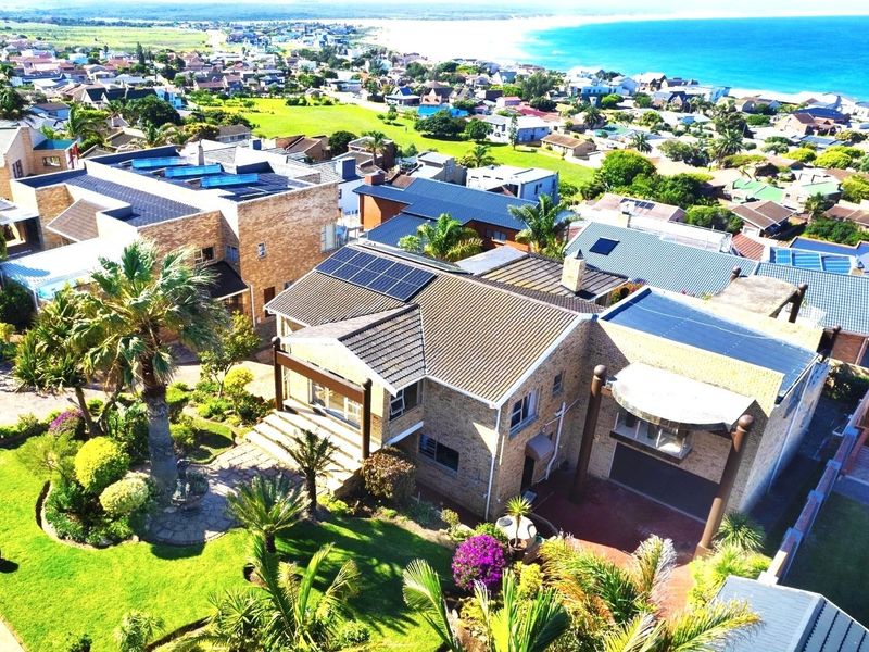 Luxury Coastal Residence 270-Degree Panoramic Ocean Views Prestigious Wavecrest - Photo 2