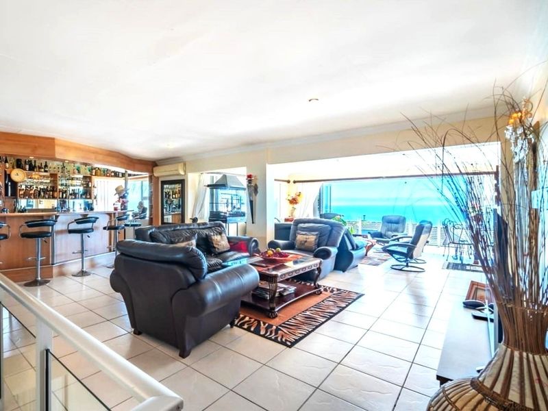 Luxury Coastal Residence 270-Degree Panoramic Ocean Views Prestigious Wavecrest - Photo 3