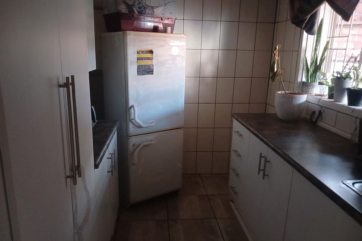 Ideal investment close to university - Photo 4