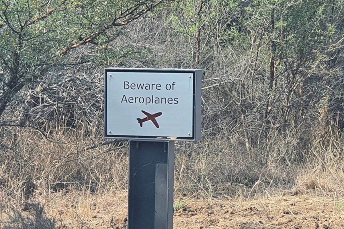 Luxurious  3 bedroom Home in sought after Zandspruit Bush and  Aero Estate bordering Hoedspruit Town - Photo 4