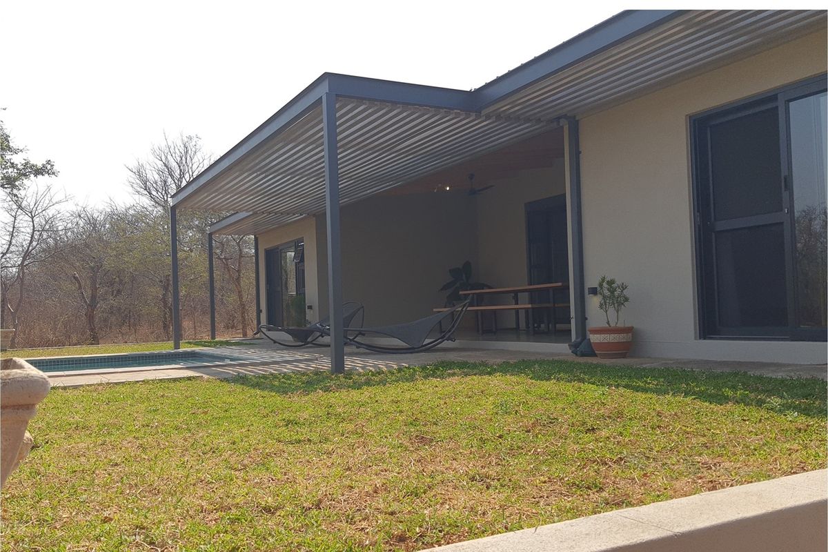 Luxurious  3 bedroom Home in sought after Zandspruit Bush and  Aero Estate bordering Hoedspruit Town - Photo 3